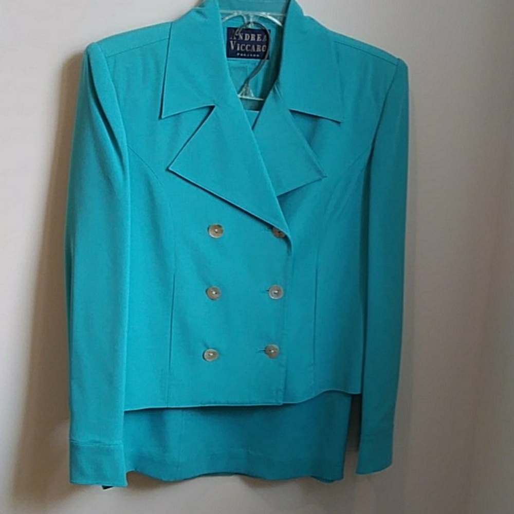 2pc Viccaro turquoise suit, petite skirt/jacket